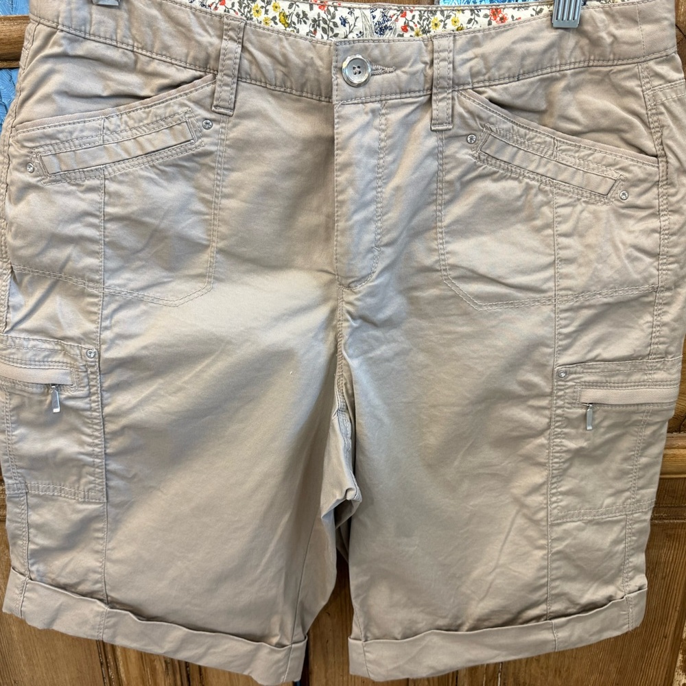 Intro Love the Fit Tan Cargo Shorts